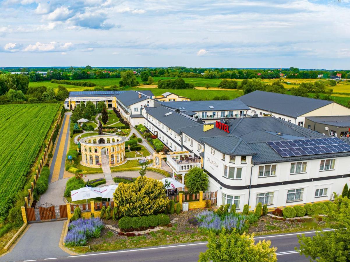 Hotel Coloseum Jarosław Esterno foto